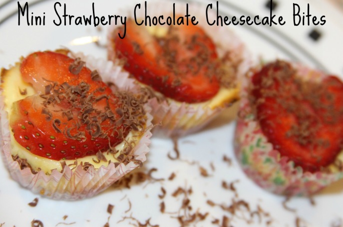 Mini Strawberry Chocolate Cheesecake Bites